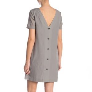 Theory Button Back V Dress Grey size 6
